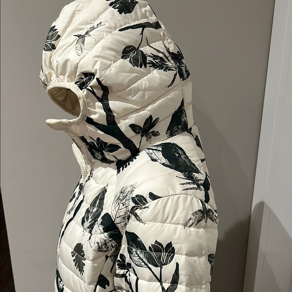 Floral Print Women's Jacket - Cream and Black - Picture 3 of 10